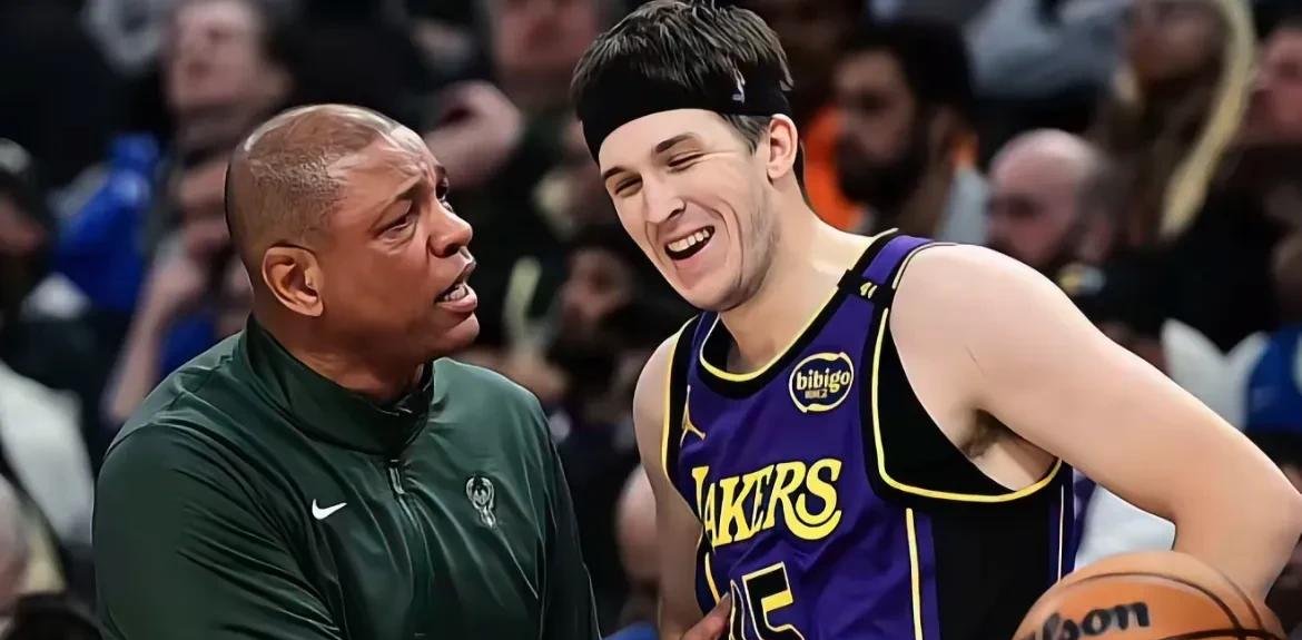 包含今晚足总杯焦点战，斯图加特队长鼓劲，赛场秩序良好，球探报告显示潜力的词条